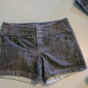 Maurices Jean shorts . Size 6